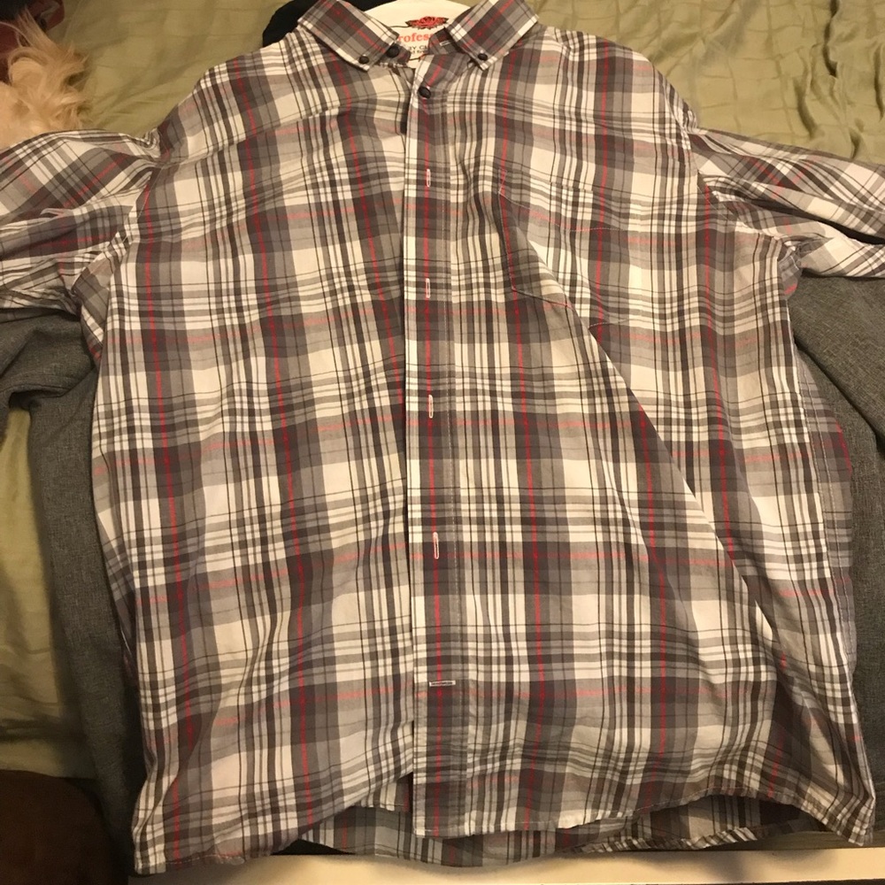 Button down - Picture 2 of 5